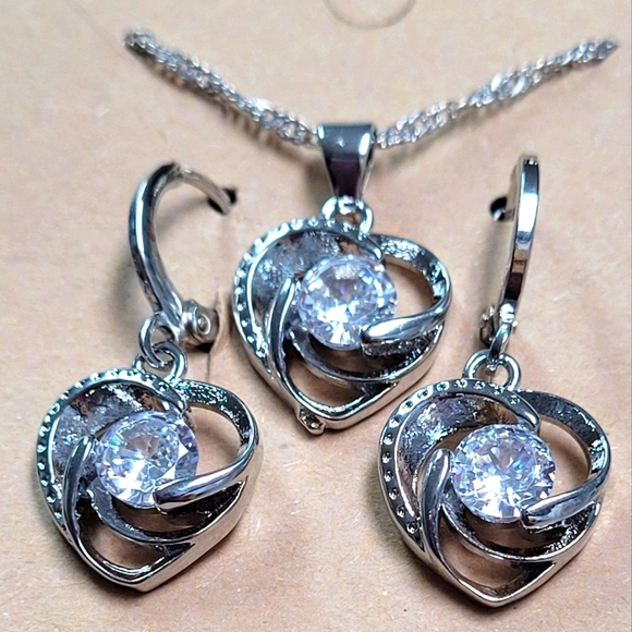 925S  Romantic Love Heart Necklace Hoop Earrings Set - Picture 3 of 6